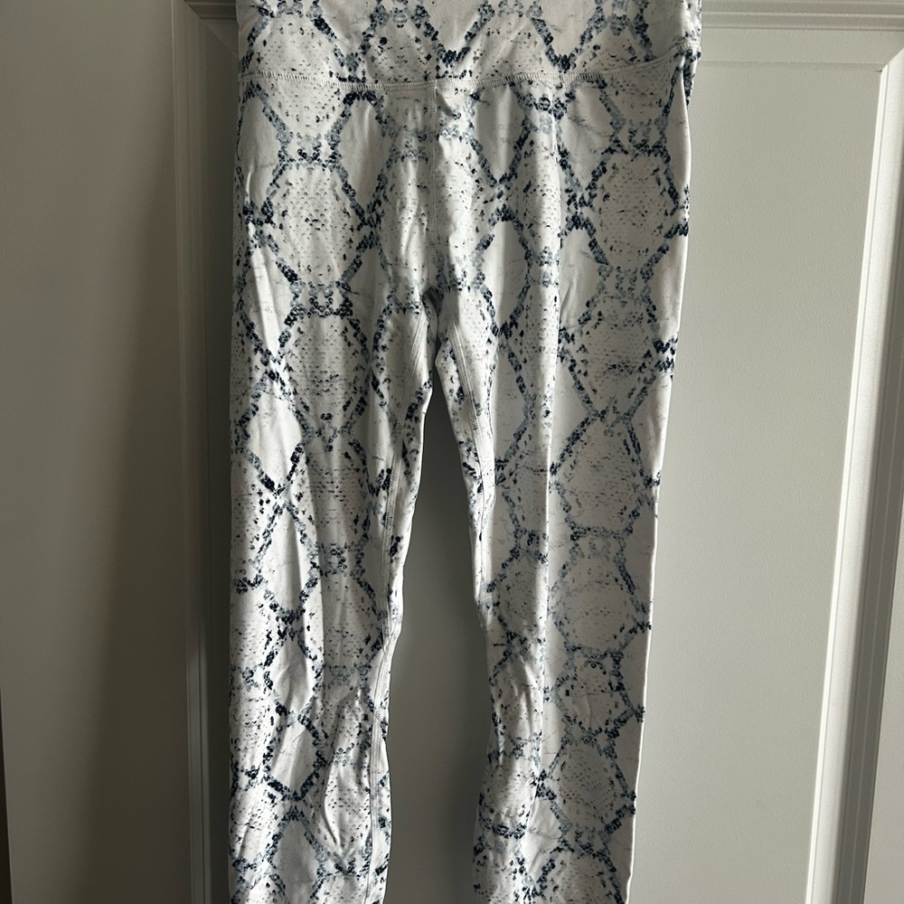 Varley Monochrome Patterned Leggings